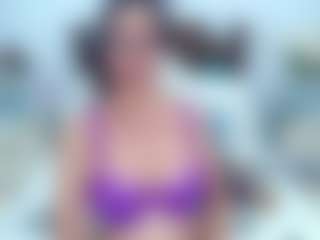 Live cam show with NewYoselinTS - Chubby on TeamSkeetLive