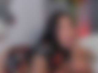 E M E L I E - 89's Live Sex Cam Show