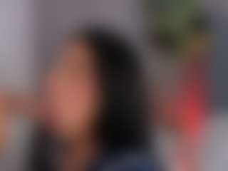 E M E L I E - 89's Live Sex Cam Show