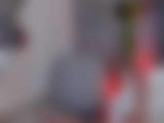 Live cam show with E M E L I E - 89 - Teen (18+) on AdultVida.com