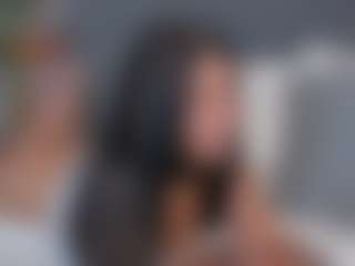 E M E L I E - 89's Live Sex Cam Show