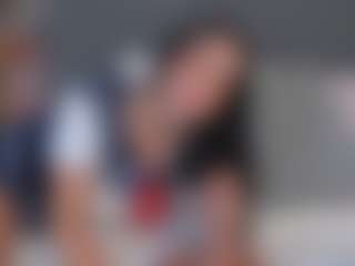 E M E L I E - 89's Live Sex Cam Show