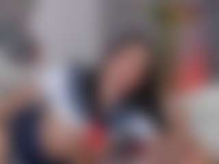 E M E L I E - 89's Live Sex Cam Show