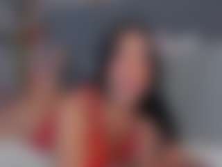 E M E L I E - 89's Live Sex Cam Show