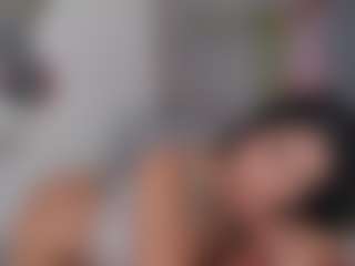 E M E L I E - 89's Live Sex Cam Show