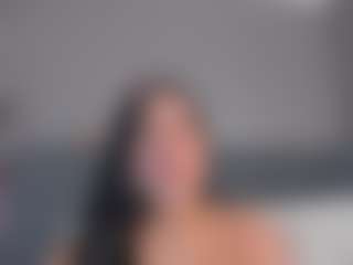 Live cam show with E M E L I E - 89 - Lesbian on livesuperchat.net