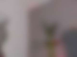E M E L I E - 89's Live Sex Cam Show