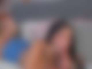 E M E L I E - 89's Live Sex Cam Show