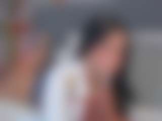 E M E L I E - 89's Live Sex Cam Show