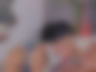 E M E L I E - 89's Live Sex Cam Show
