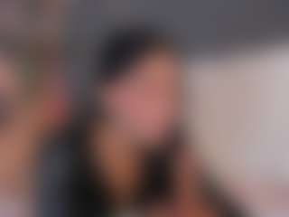 E M E L I E - 89's Live Sex Cam Show