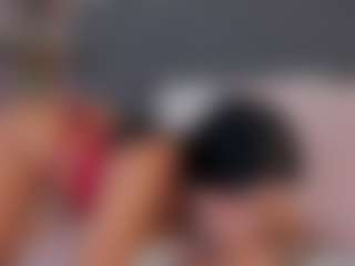 E M E L I E - 89's Live Sex Cam Show