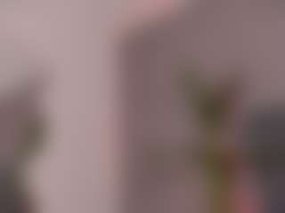 E M E L I E - 89's Live Sex Cam Show