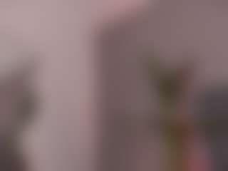 E M E L I E - 89's Live Sex Cam Show
