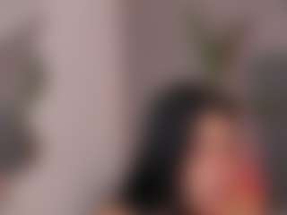 E M E L I E - 89's Live Sex Cam Show