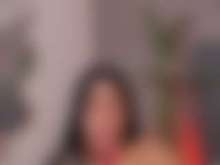 E M E L I E - 89's Live Sex Cam Show