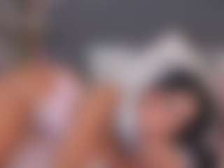 Live cam show with E M E L I E - 89 - Bikini on Streamer API