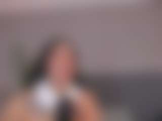 E M E L I E - 89's Live Sex Cam Show