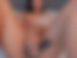 Live cam show with E M E L I E - 89 - Lesbian on iamadamtest123.com