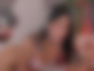 E M E L I E - 89's Live Sex Cam Show