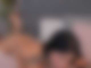 E M E L I E - 89's Live Sex Cam Show