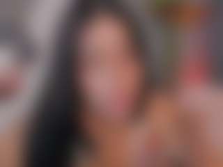 E M E L I E - 89's Live Sex Cam Show