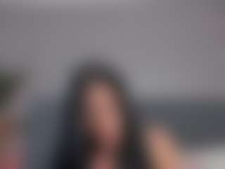 Live cam show with E M E L I E - 89 - Latina on fapnchat | colombia