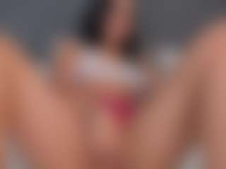 Live cam show with E M E L I E - 89 - Ass Clapping on Sweet Sext