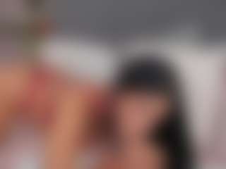 E M E L I E - 89's Live Sex Cam Show