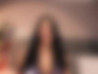 E M E L I E - 89's Live Sex Cam Show