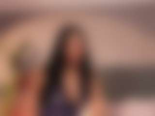 E M E L I E - 89's Live Sex Cam Show