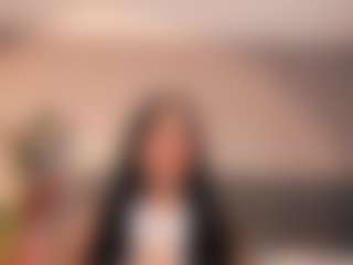 E M E L I E - 89's Live Sex Cam Show