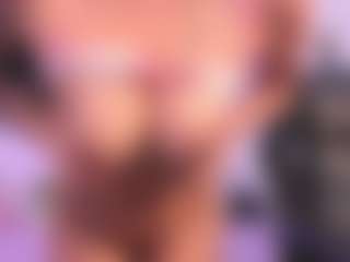 L A I A's Live Sex Cam Show