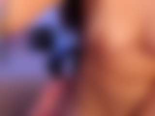 L A I A's Live Sex Cam Show