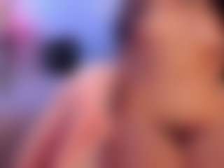 L A I A's Live Sex Cam Show