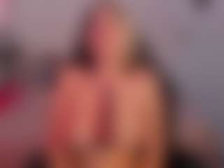 L A I A's Live Sex Cam Show