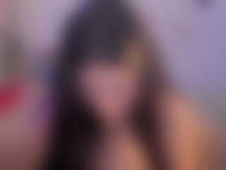 L A I A's Live Sex Cam Show