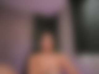 Live cam show with AmyWalkerX - Handjob on camwithhim.com