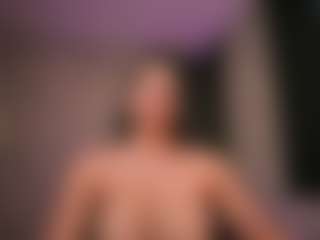 AmyWalkerX's Live Sex Cam Show