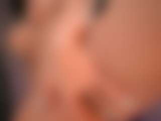 Live cam show with AmyWalkerX - Bedroom on Camsoda