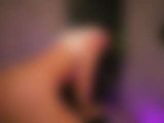 AmyWalkerX's Live Sex Cam Show