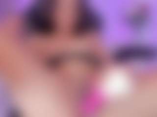 Live cam show with HannaaMills - Ride Torso on madthumbs