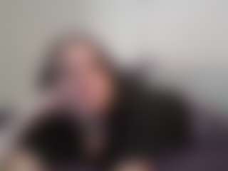 Goddess_Moxxxy_Sting MILF webcam performer live streaming