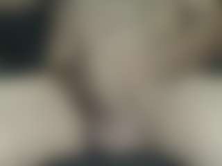 Live cam show with legendario718293 - Bedroom on hrnylive.com