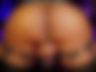 Live cam show with PauulaRH - Drinking on TottyGirls
