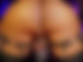 Live cam show with PauulaRH - Tease on TottyGirls