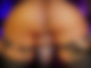 Live cam show with PauulaRH - Small Tits on Sweet Sext