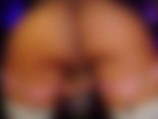 Live cam show with PauulaRH - Brown Eyes on Camsoda