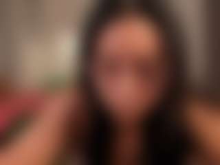 Live cam show with Miisscanela - Handjob on Stripli.com