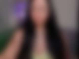 Live cam show with Miisscanela - Dirty Talk on Mixed Magazine Live